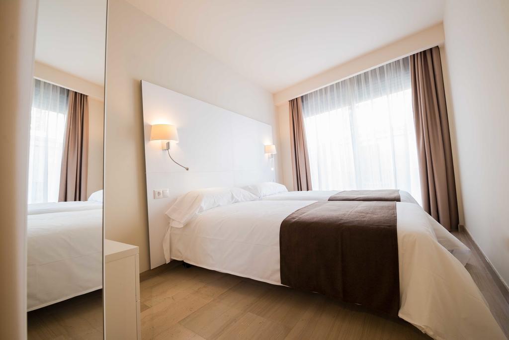 Apartaments Peronel.La Lleida Kültér fotó