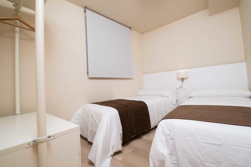 Apartaments Peronel.La Lleida Kültér fotó