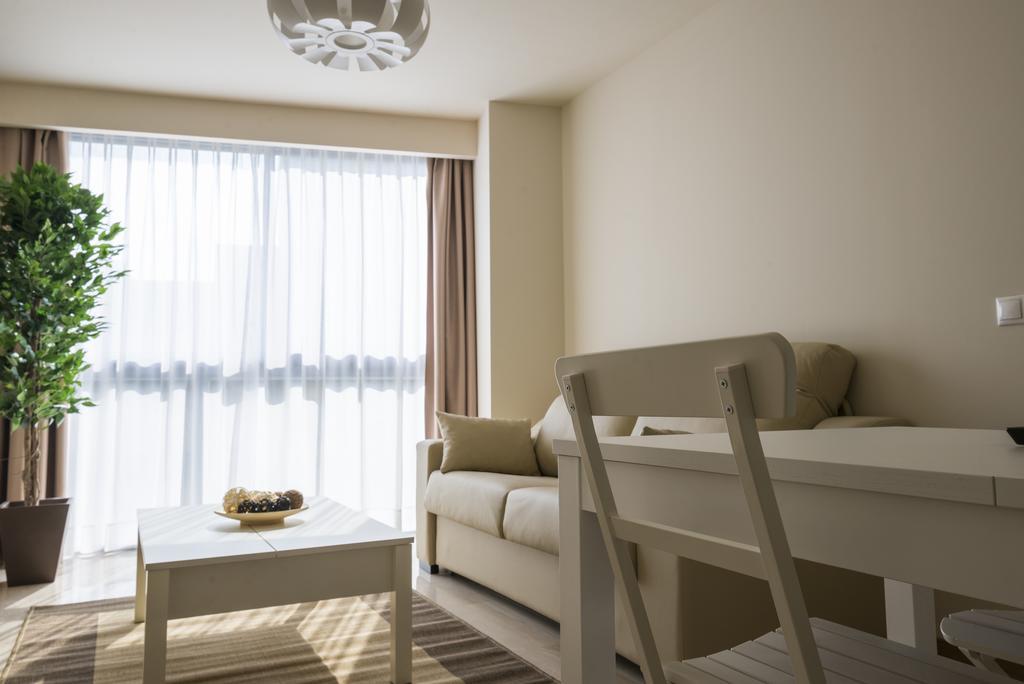 Apartaments Peronel.La Lleida Kültér fotó